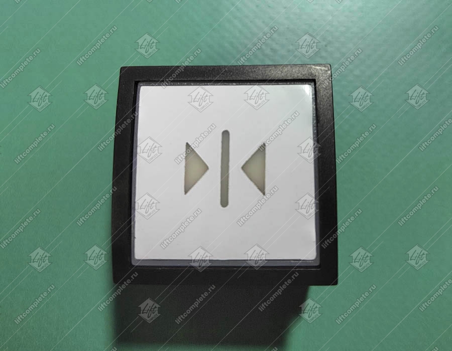 Кнопка вызова/приказа, STEP, красная подсветка, закрытие дверей